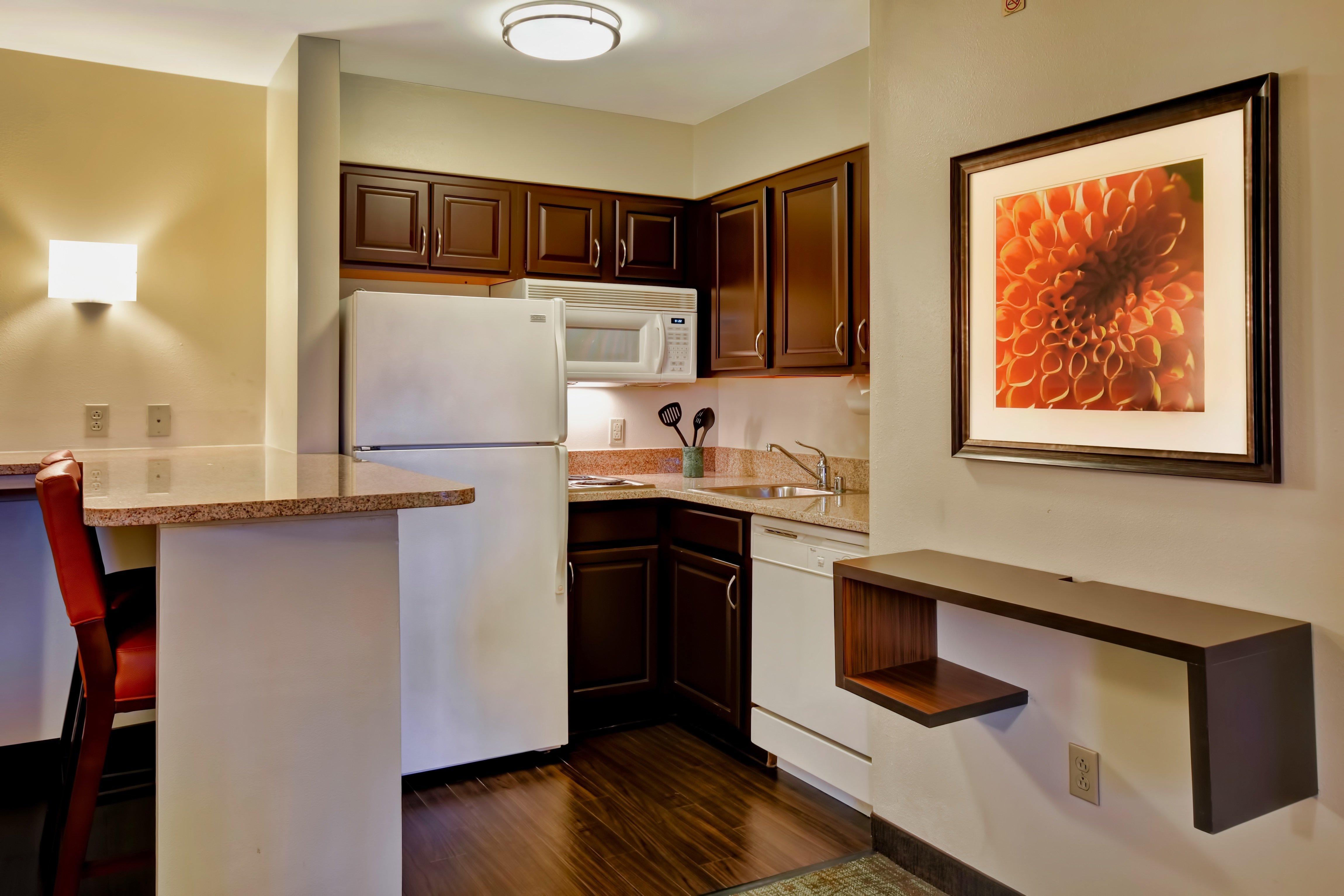 Staybridge Suites Madison - East, An Ihg Hotel Extérieur photo