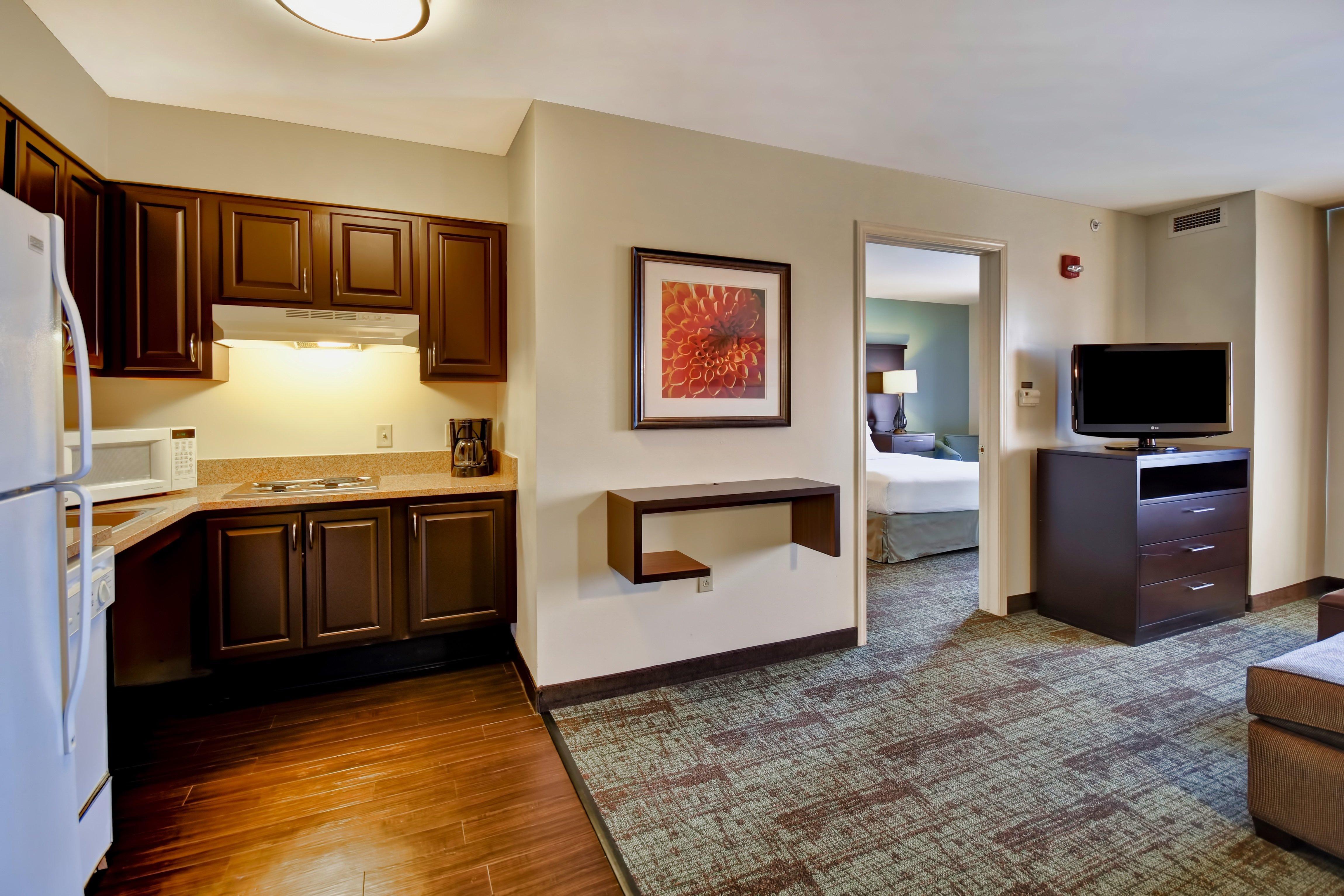 Staybridge Suites Madison - East, An Ihg Hotel Extérieur photo