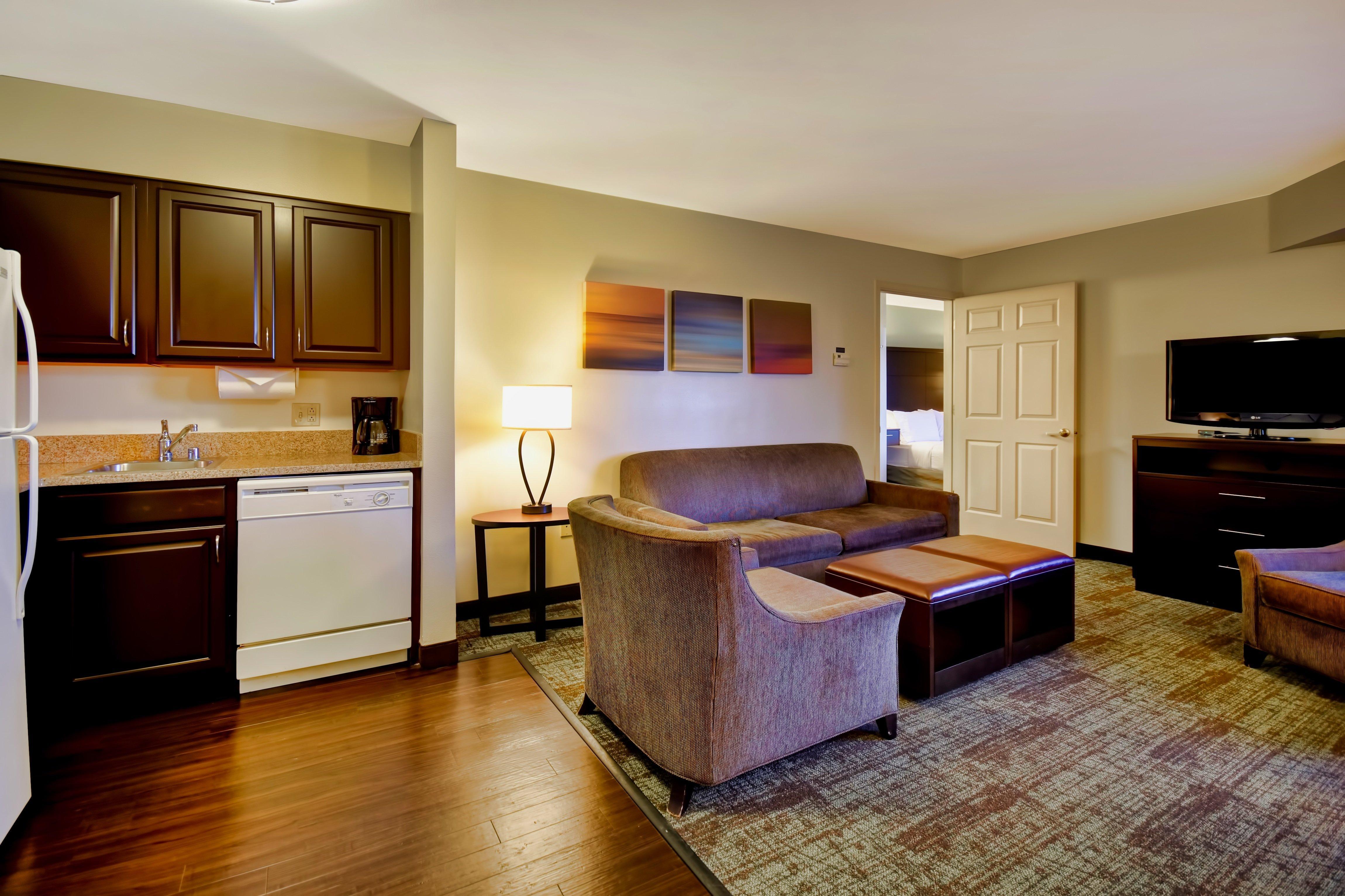 Staybridge Suites Madison - East, An Ihg Hotel Extérieur photo