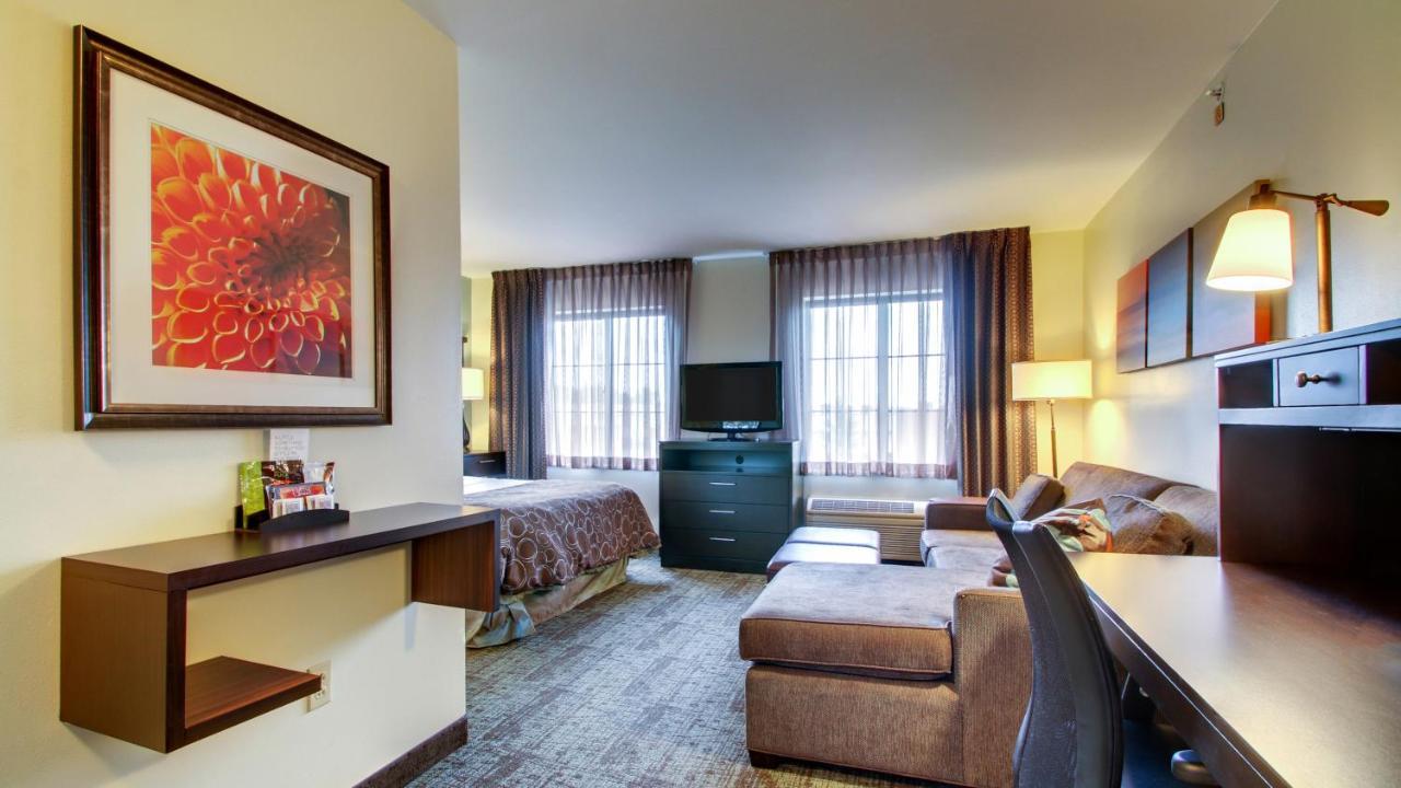 Staybridge Suites Madison - East, An Ihg Hotel Extérieur photo