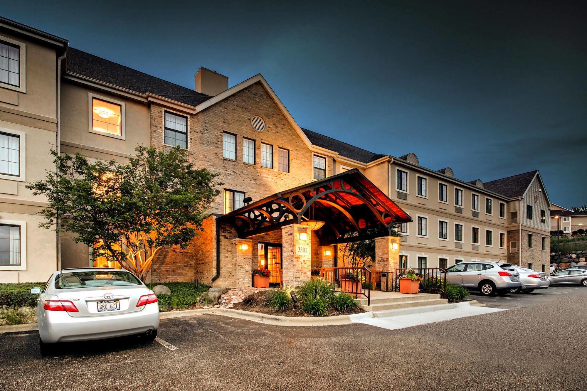 Staybridge Suites Madison - East, An Ihg Hotel Extérieur photo