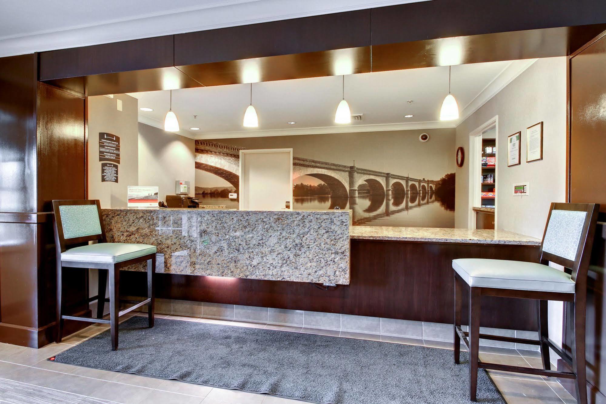 Staybridge Suites Madison - East, An Ihg Hotel Extérieur photo