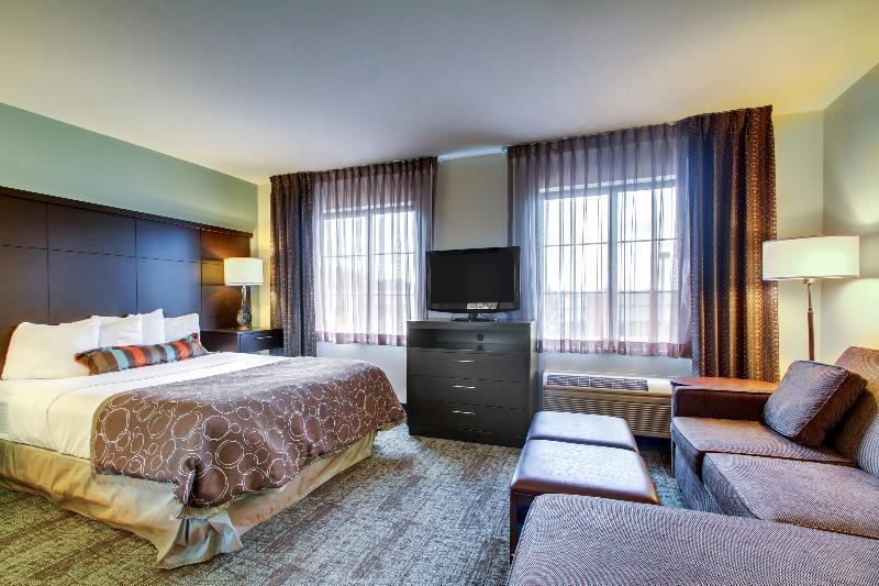 Staybridge Suites Madison - East, An Ihg Hotel Extérieur photo